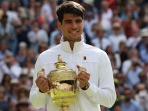 Alcaraz arrolla a Djokovic y hace historia al ganar su segundo Wimbledon consecutivo