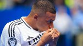 Mbappé enamora al Real Madrid en su presentación galáctica en el Bernabéu