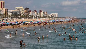 El tiempo: entre 39 y 41 grados, una dana y calima para terminar julio