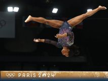 El emocionante regreso de Simone Biles a los Juegos: ovación y exhibición