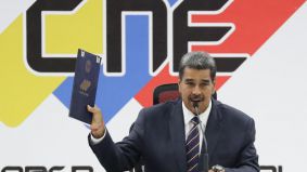 Maduro denuncia un 'golpe de Estado fascista' para desestabilizar Venezuela