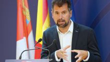 Otros cuatro barones del PSOE se posicionan en contra del acuerdo para investir a Illa