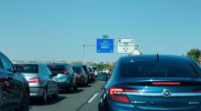 Tráfico: complicaciones en algunas carreteras de Madrid, Barcelona o Sevilla