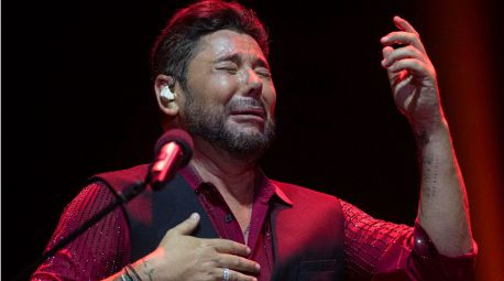 Miguel Poveda estremece en su regreso a la 'Catedral del Cante'