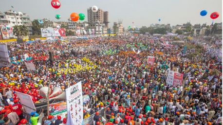 Semanas de protestas estudiantiles fuerzan el exilio de la primera ministra de Bangladés