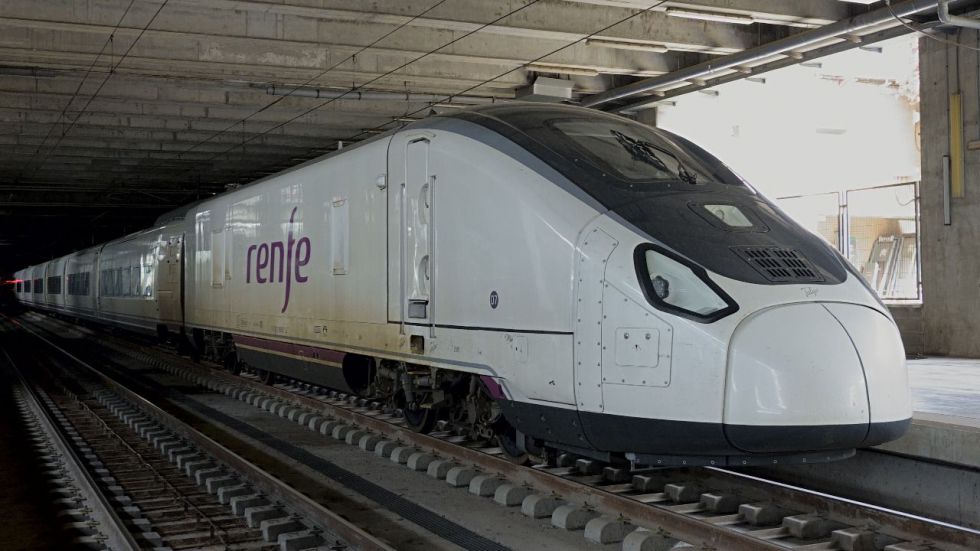 Renfe exigirá compensaciones económicas a Talgo por las incidencias en los trenes Avril