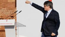 Puigdemont, desafiante: 'Aún estamos aquí, porque no tenemos derecho a renunciar'