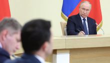 El ejército ruso intenta expulsar a las tropas ucranianas tras una incursión en Kursk