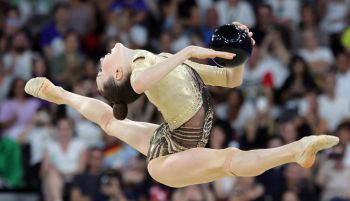 Varfolomeev agranda su palmarés: campeona olímpica de gimnasia rítmica