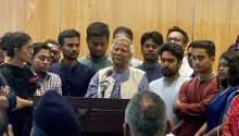 El nobel Muhammad Yunus toma posesión como jefe del Gobierno provisional de Bangladés