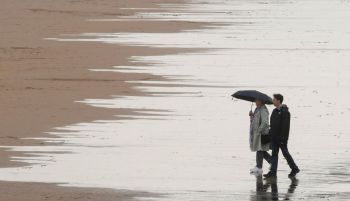 El tiempo: sábado con lluvias en el norte y altas temperaturas en el sur