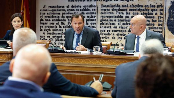 El ministro destituyó este viernes a su subsecretario tras constatar el fraude.