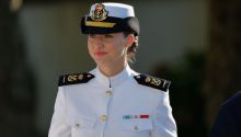 La Princesa Leonor se incorpora 'con gran ilusión' a la escuela naval de Marín