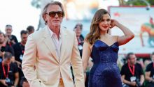 Daniel Craig y Rachel Weisz iluminan la alfombra roja en la presentación de Queer