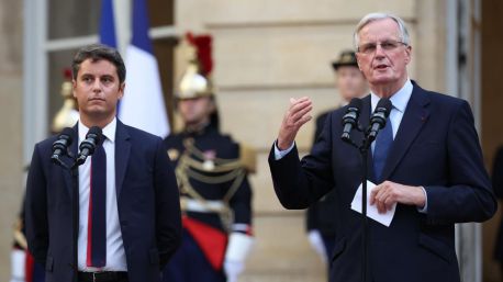 Barnier recibe a responsables del centro y la derecha con vistas a formar Gobierno