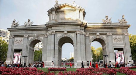 La Semana de la Moda arranca por todo lo alto en la Puerta de Alcalá