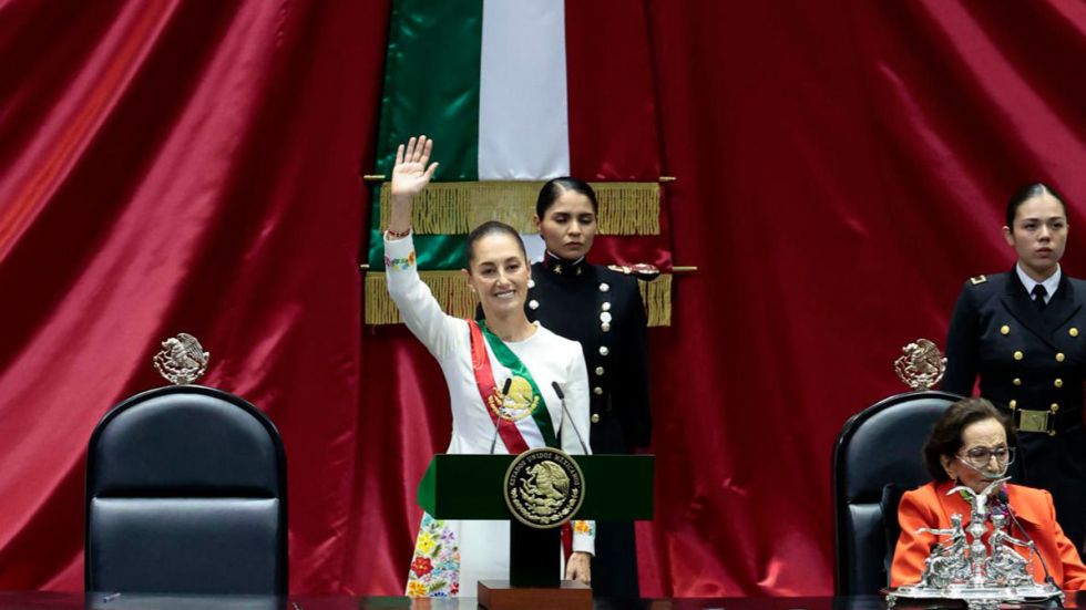 Sheimbaum asume el cargo como la primera mujer presidenta de México