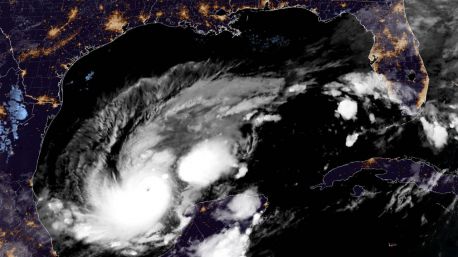 Sin recuperarse de Helene, Florida se prepara para una gran evacuación por el huracán Milton