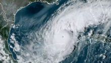 El huracán Milton, 'enormemente peligroso' obliga a evacuar a más de cinco millones de personas