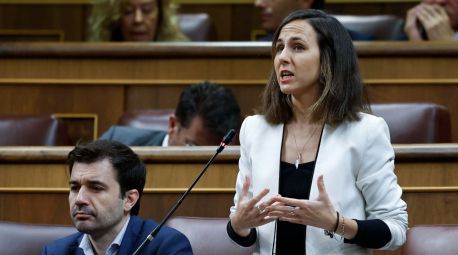 Hasta Podemos acusa a Sánchez de corrupción: 'Hay miembros de su Gobierno que metieron la mano en la caja'