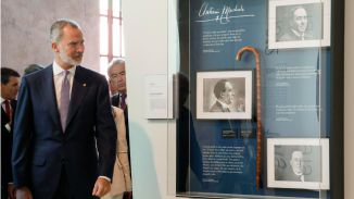 El Rey inaugura una exposición sobre los hermanos Machado