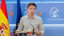 Aída Nízar denuncia a Errejón ante la Policía por tocamientos