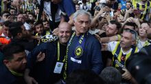 Mourinho, lesionado por uno de los jugadores que entrena en el Fenerbahçe