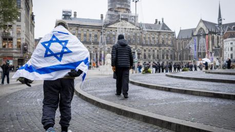 La UE condena los ataques de Ámsterdam y dice que el antisemitismo no tiene lugar en Europa