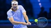 Finales ATP. Zverev sigue impecable y deja a Alcaraz sin semifinales