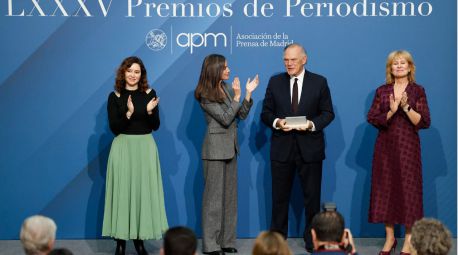 La Reina entrega los premios anuales de la Asociación de la Prensa de Madrid