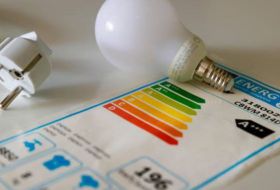 La factura de la luz sube un 18 % en noviembre y es la más cara desde febrero de 2023