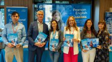 Pearson presenta un informe que explora la enseñanza y la importancia del inglés