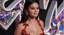 Selena Gomez se compromete con el productor Benny Blanco