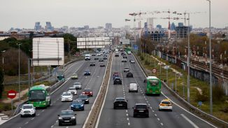 Retenciones en Madrid y otras provincias en el arranque de la operación salida