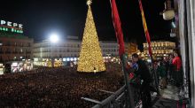 Bisbal abarrota la Puerta del Sol en un concierto desde el balcón de la Real Casa de Correos