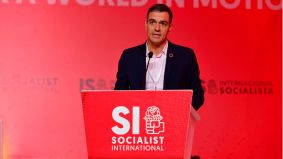 Sánchez, en Marruecos como en España, carga contra el PP 'por copiar a la ultraderecha'