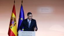 Sánchez abrirá su agenda política en 2025 con Franco