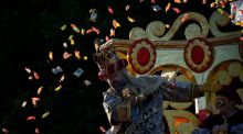 Sevilla adelanta su cabalgata de Reyes un día por la previsión de lluvia