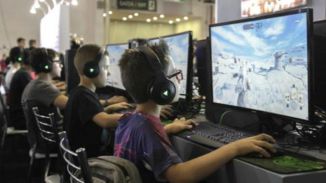 Los españoles que consumen videjuegos subieron hasta los 22 millones en 2024