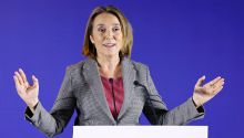 El PP acusa a Sánchez de 'dejarse humillar' por Puigdemont