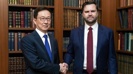 El vicepresidente chino se reúne en Washington con representantes empresariales y con Musk