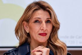 Trabajo ve 'insuficiente' la propuesta de CEOE y cerrará la subida del SMI en una semana