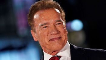 Schwarzenegger dona un millón de dólares para combatir los incendios en Los Ángeles