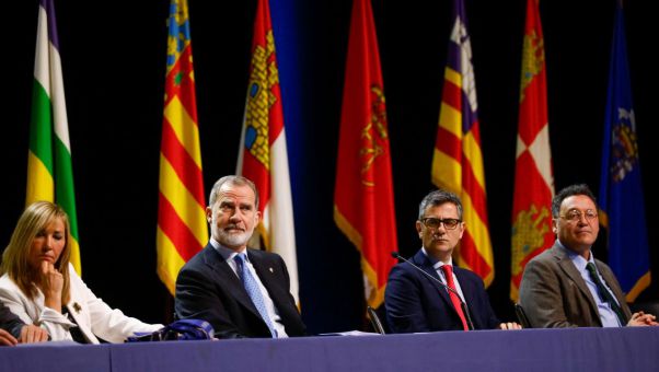 La presidenta del CGPJ critica ante Bolaños los ataques a los jueces: 'Los reproches están totalmente fuera de lugar'.