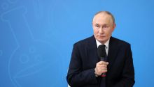 Trump amenaza con más sanciones a Rusia si rechaza negociar un alto al fuego con Ucrania