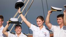 La Princesa Leonor zarpa hacia Brasil en su primera travesía oceánica con Elcano