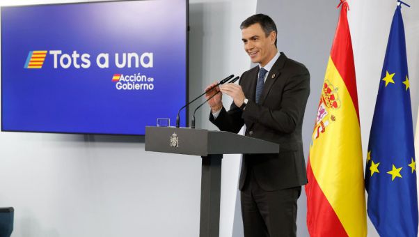 El presidente del Gobierno recula y 'trocea' el decreto: de 80 medidas a 29.