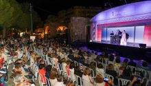 La Carroza del Real y los jóvenes artistas de Crescendo en el corazón del Tour del talento