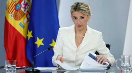 Díaz dispara contra el PSOE: 'He tenido peores discusiones con ministros que con la patronal, hay neoliberales en el Gobierno'