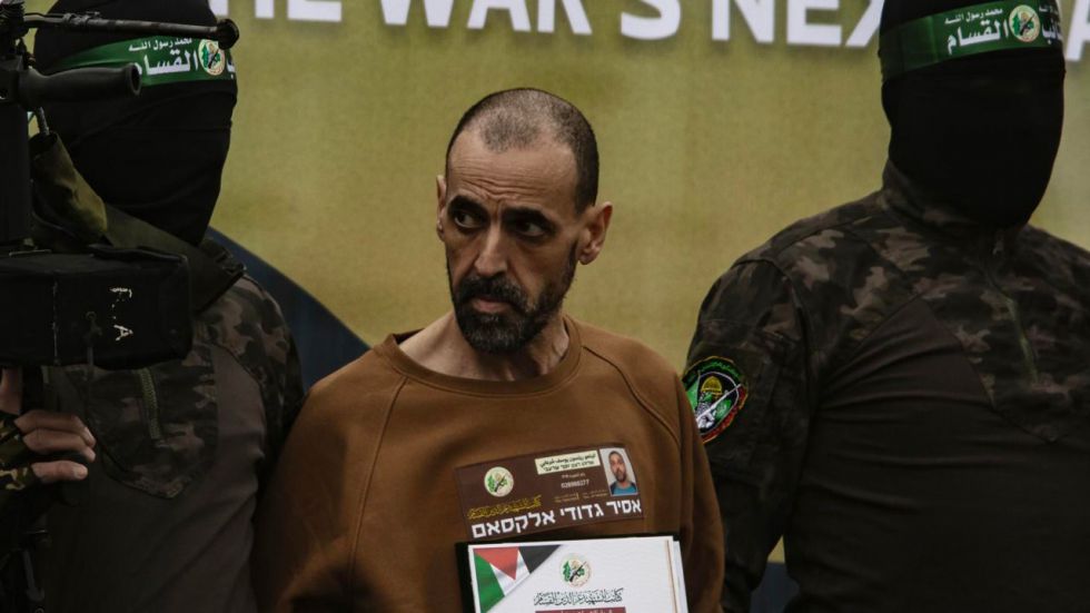 Israel amenaza a Hamás por el lamentable estado de los rehenes liberados
